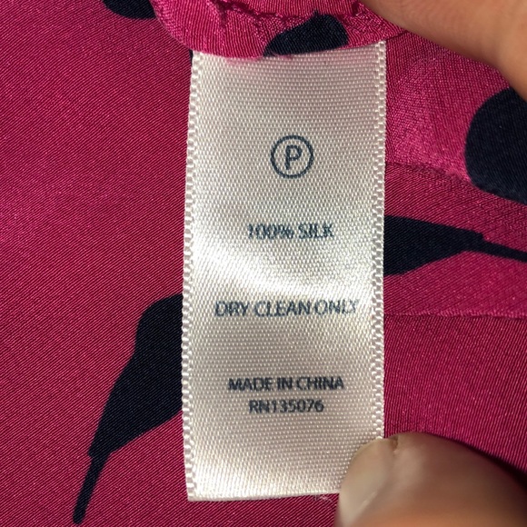 C. WONDER Pink & Black Bird Pattern Silk Blouse S - Picture 7 of 8